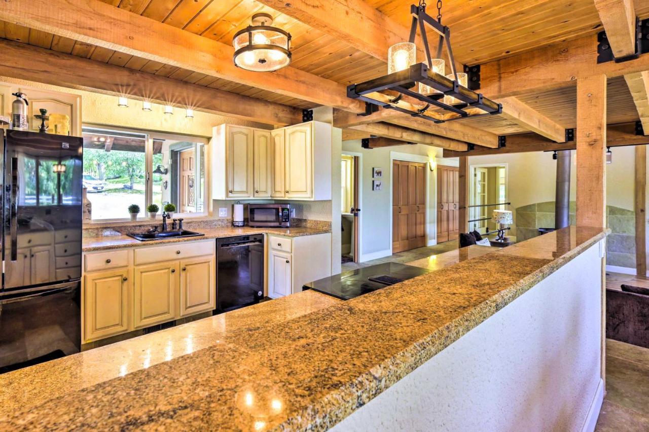 Auberry Home In Sierra National Forest With Fire Pit Exterior photo