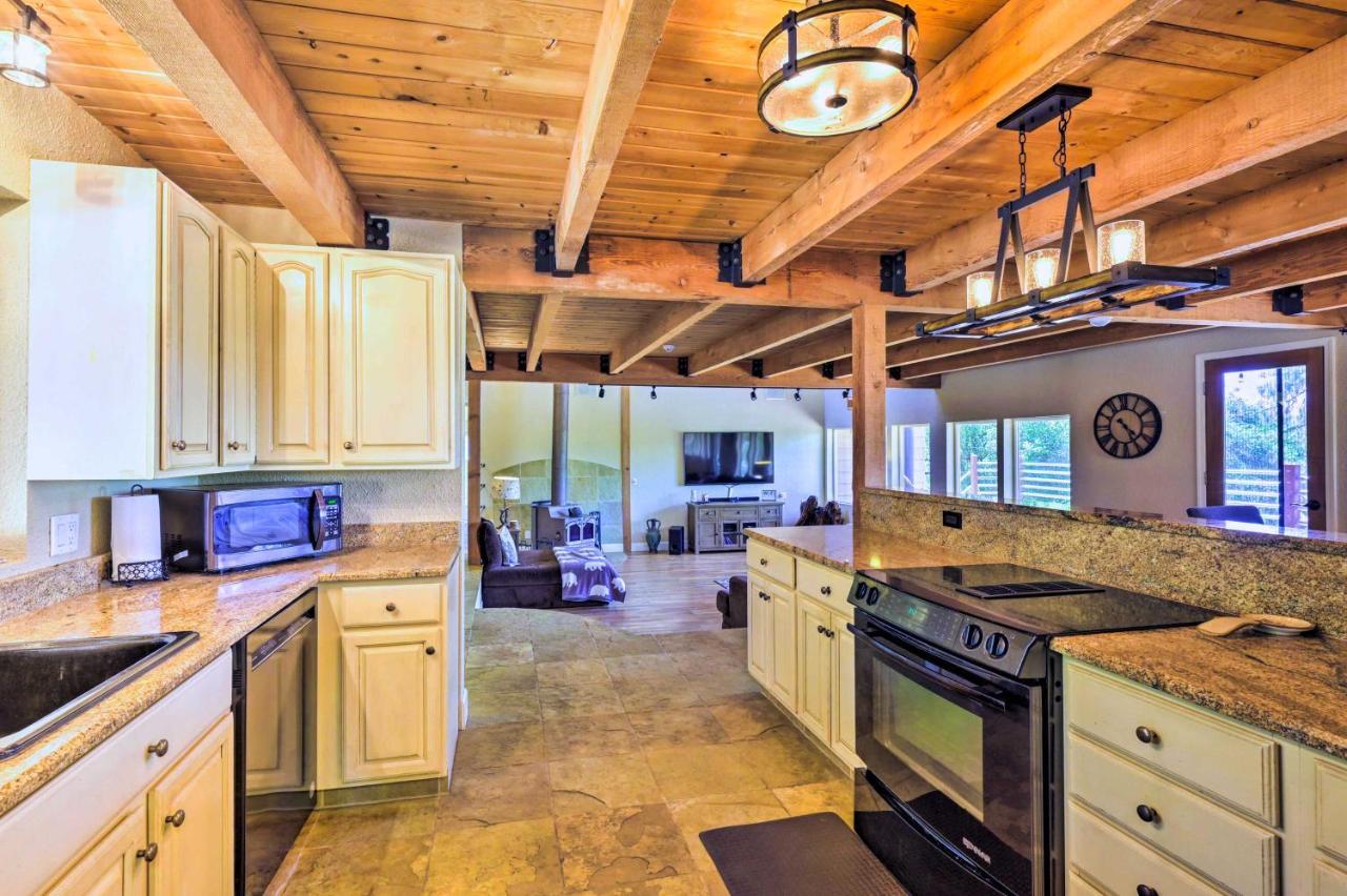 Auberry Home In Sierra National Forest With Fire Pit Exterior photo
