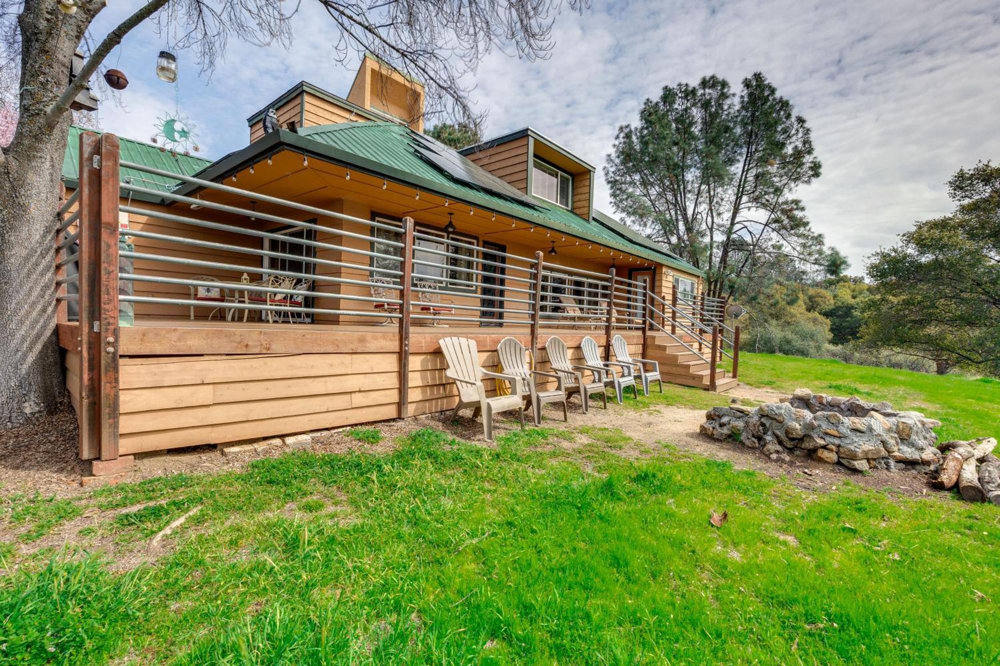 Auberry Home In Sierra National Forest With Fire Pit Exterior photo